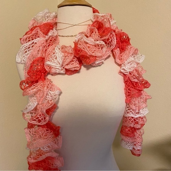 Y2K 00s knit ruffle scarf / hip sash / belt - pink & white - Picture 8 of 8